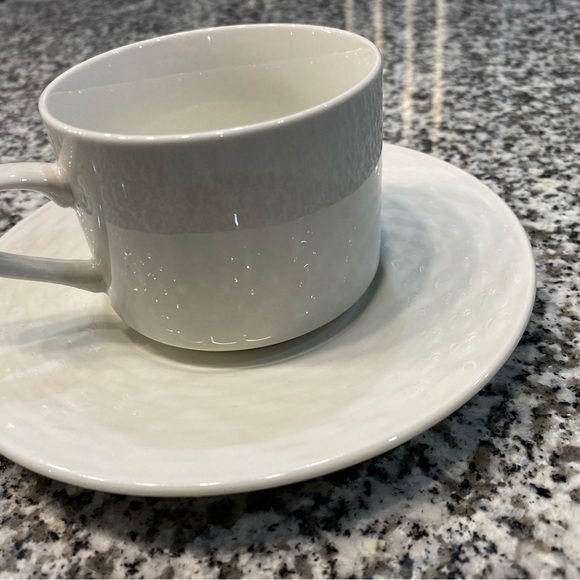 Joshua Maxwell STUDIO Marlowe cups and saucers- set of 8 cups - Picture 4 of 4